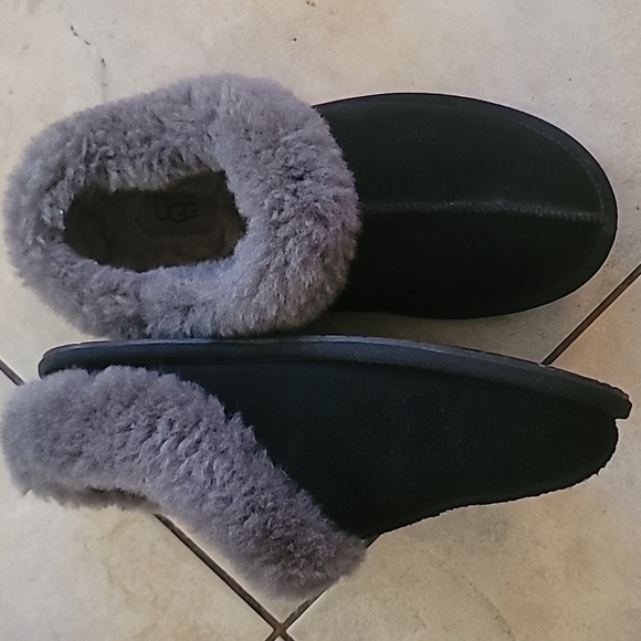 Uggs Moraene fur Slippers SZ 8 - Picture 5 of 10